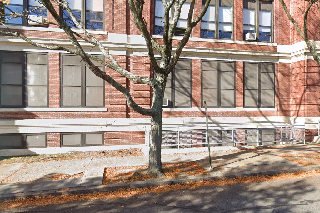 Esek Hopkins Middle School