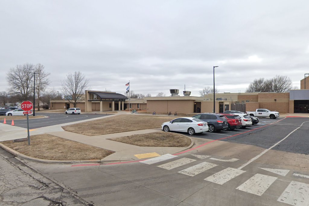 Vandever Elementary School