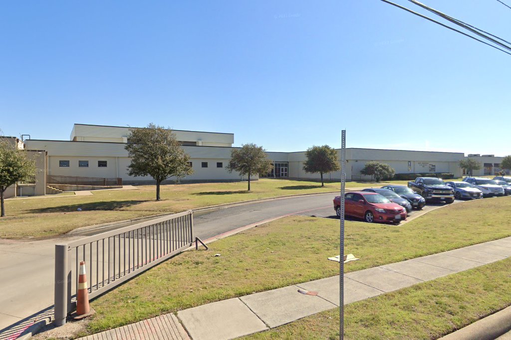 Roy Johnson Sixth Grade Campus School