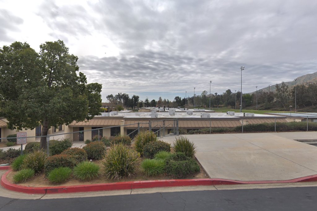 Vista Hermosa Elementary School