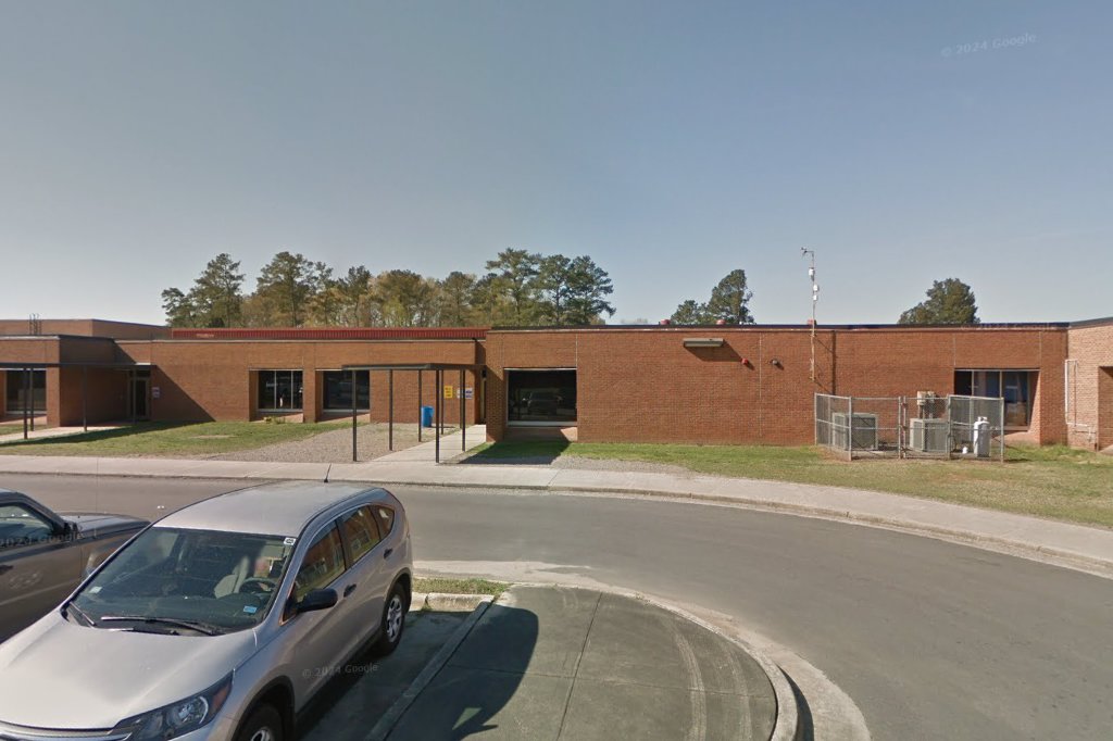 West Lee Middle School