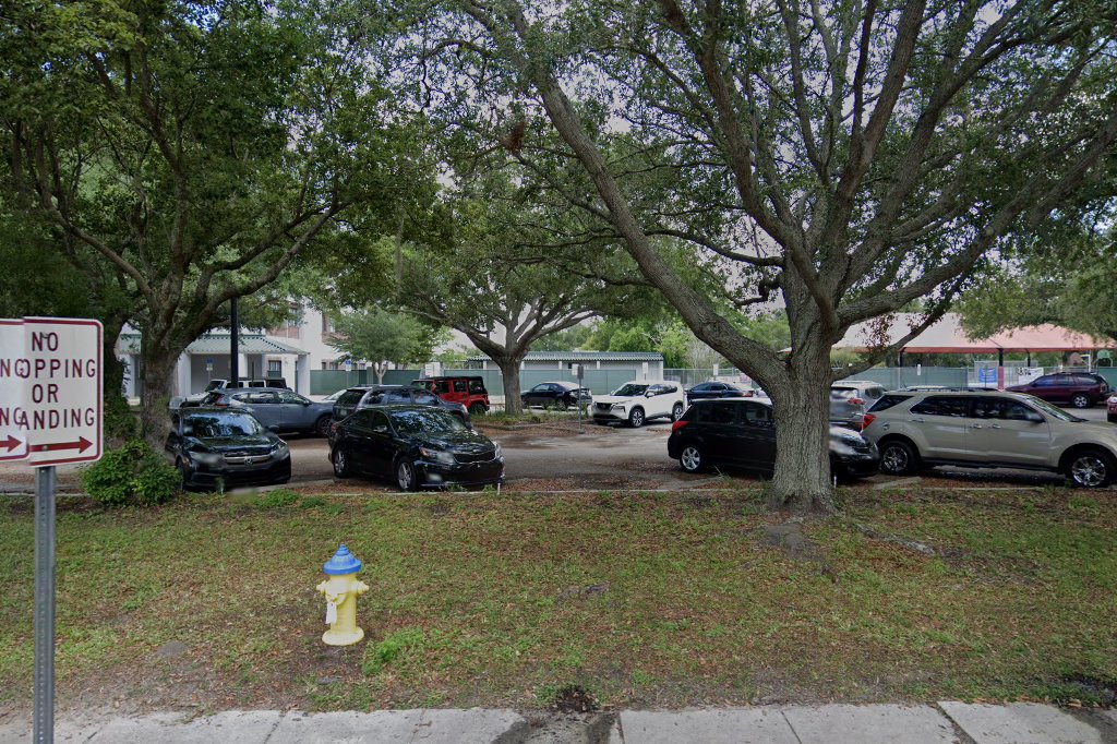 Twin Lakes Elementary School