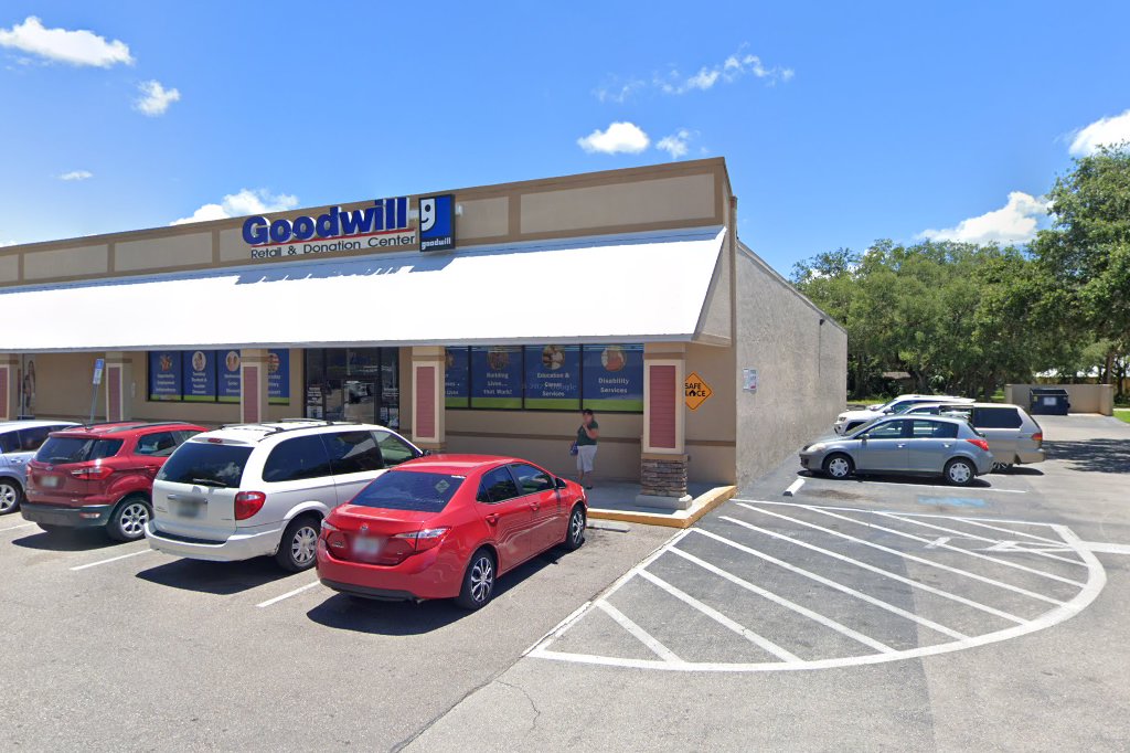 Goodwill Labelle
