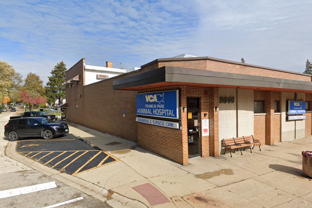 VCA Franklin Park Animal Hospital