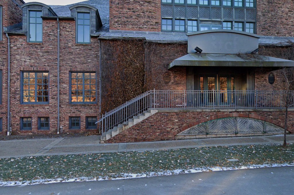 Hennepin Elementary School