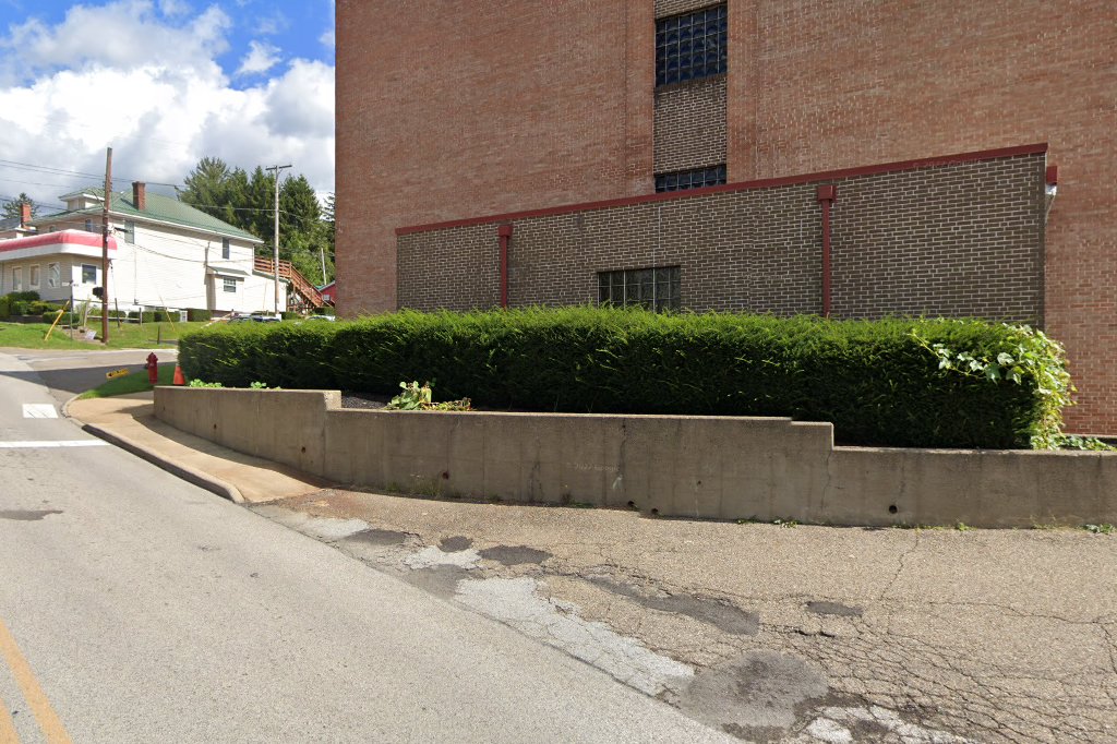 ST CLAIRSVILLE MIDDLE SCHOOL