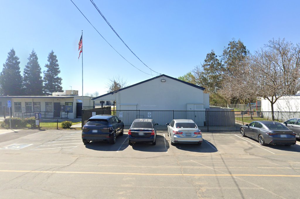 Dixieland Elementary School
