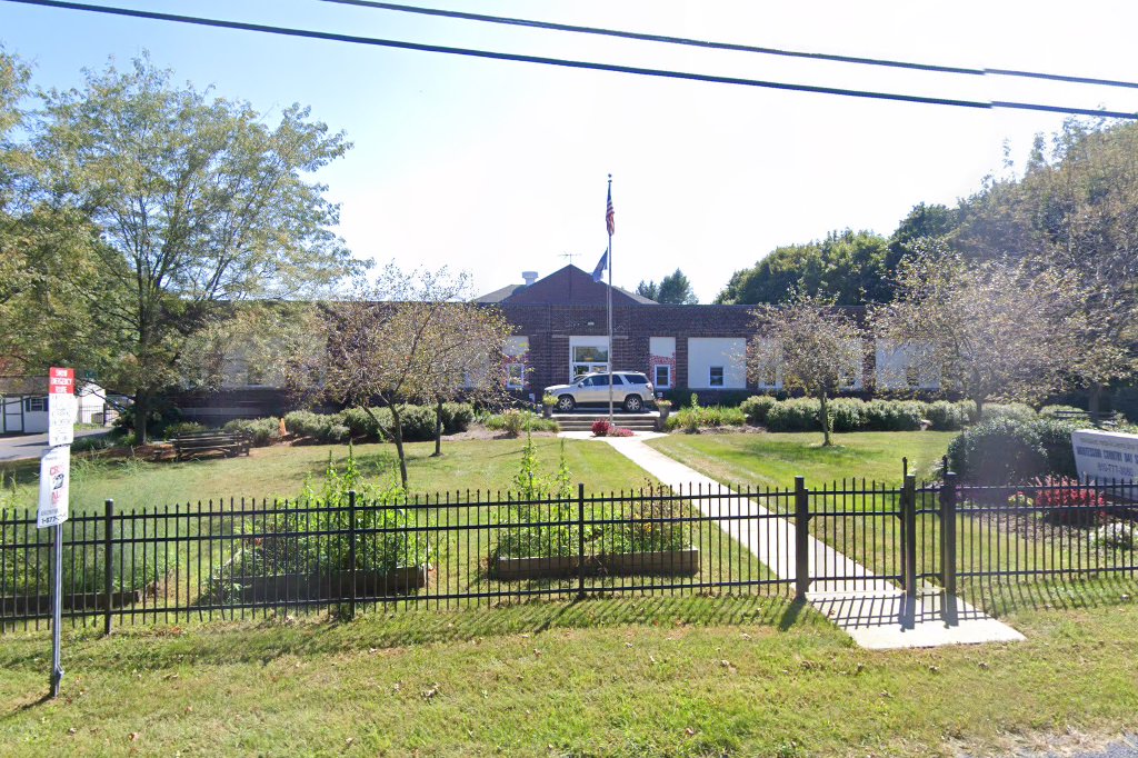 Montessori Country Day School
