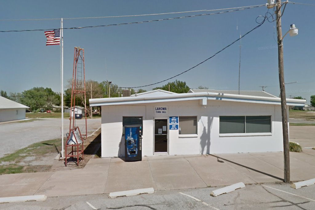 Lahoma Municipal Court
