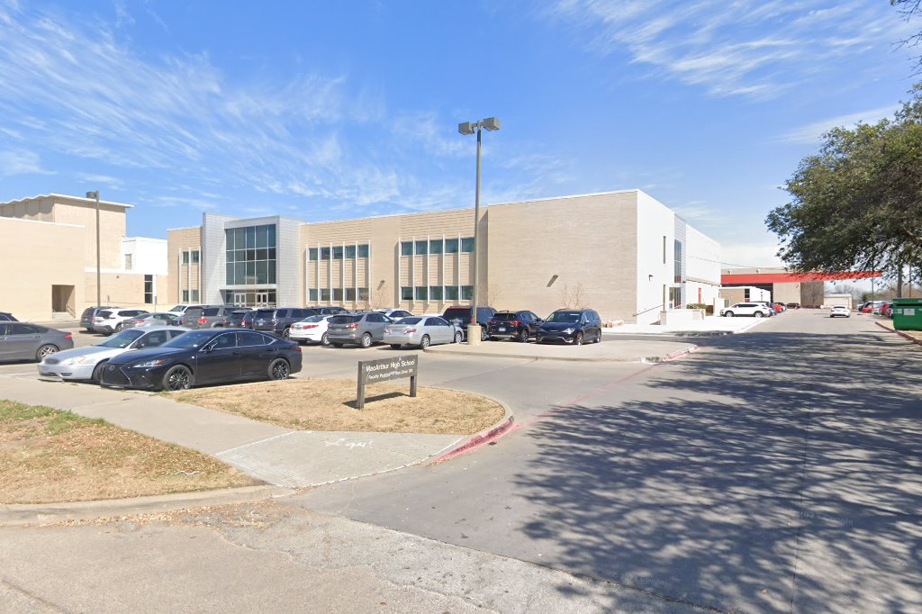 Macarthur High School