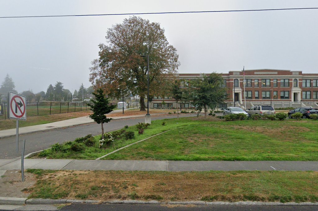 Stewart Alternative Elementary School at Beck Elementary School