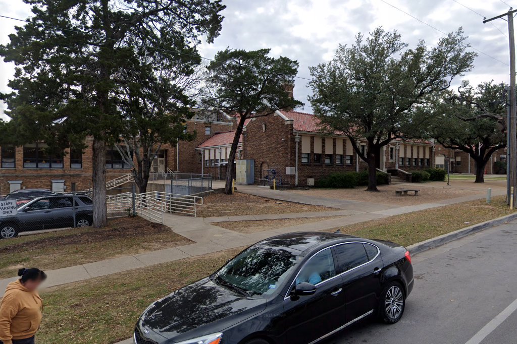 Oakhurst Elementary School
