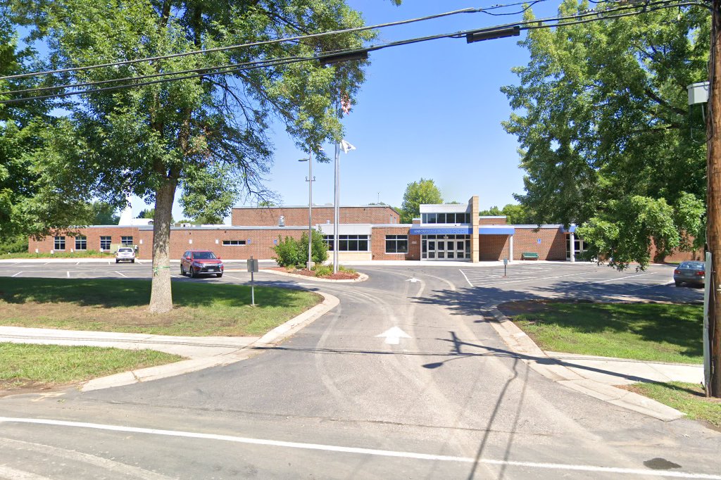 Minnewashta Elementary School