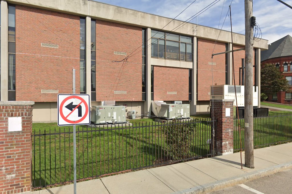 Dean College