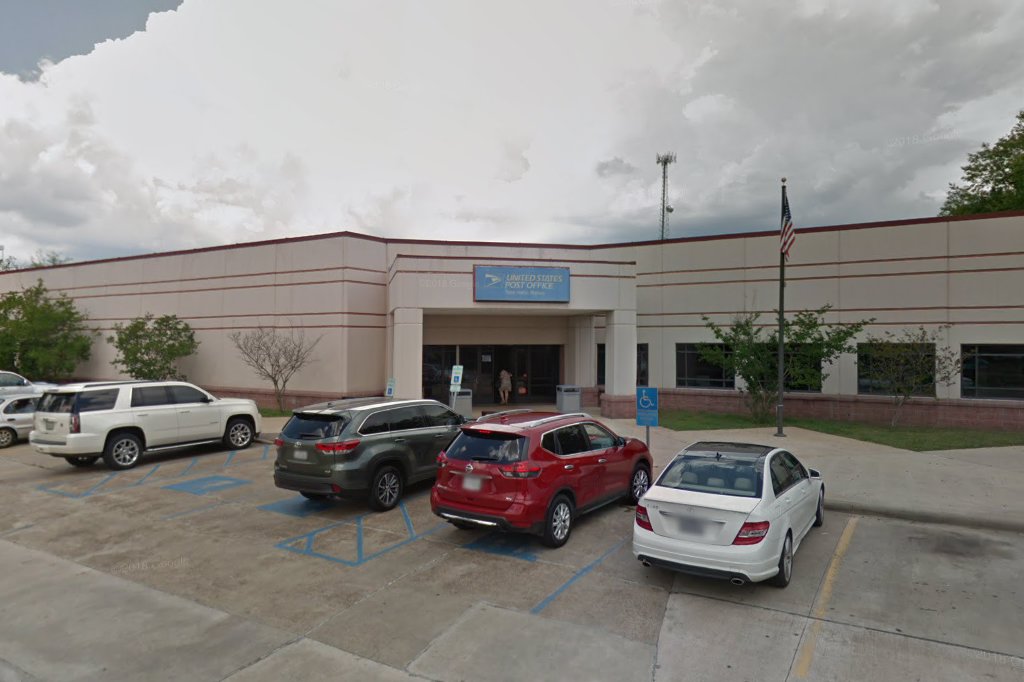 Tobe Hahn Passport Office