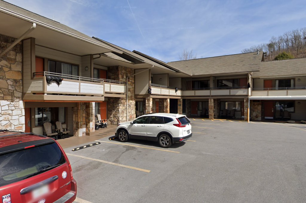 Pi Beta Phi Elementary School