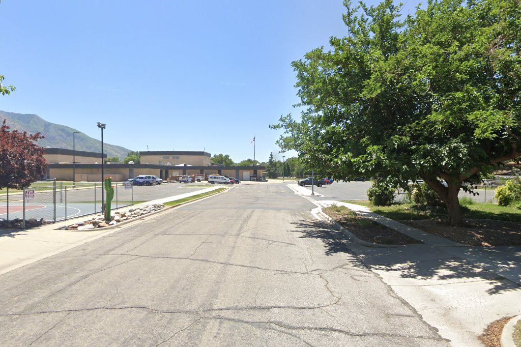 Mound Fort Junior High School