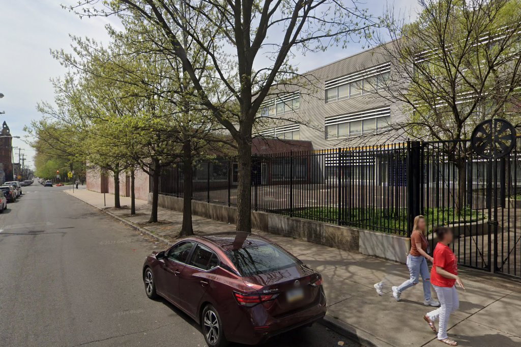 Deburgos Bilingual Magnet Middle School