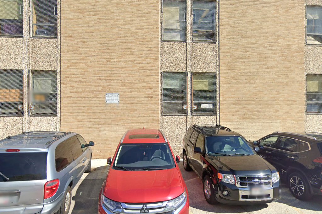 Holmes Elementary School