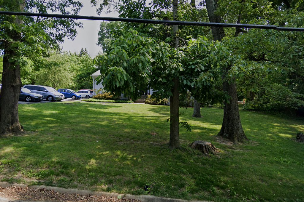 Montessori School-Holmes Run