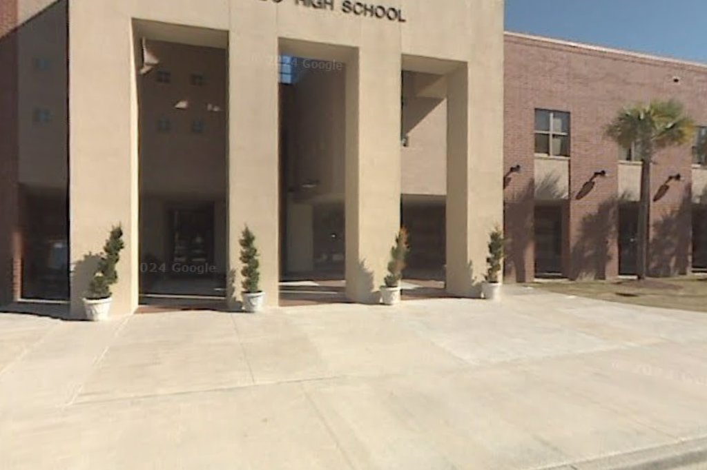 Wando High School