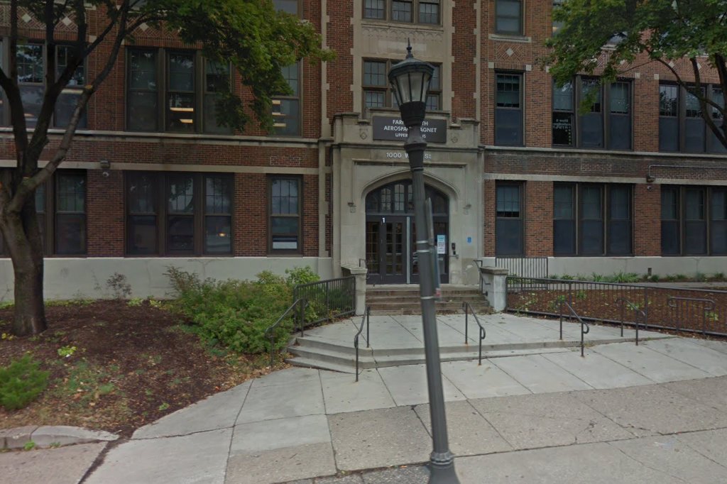 Farnsworth Aerospace Upper School