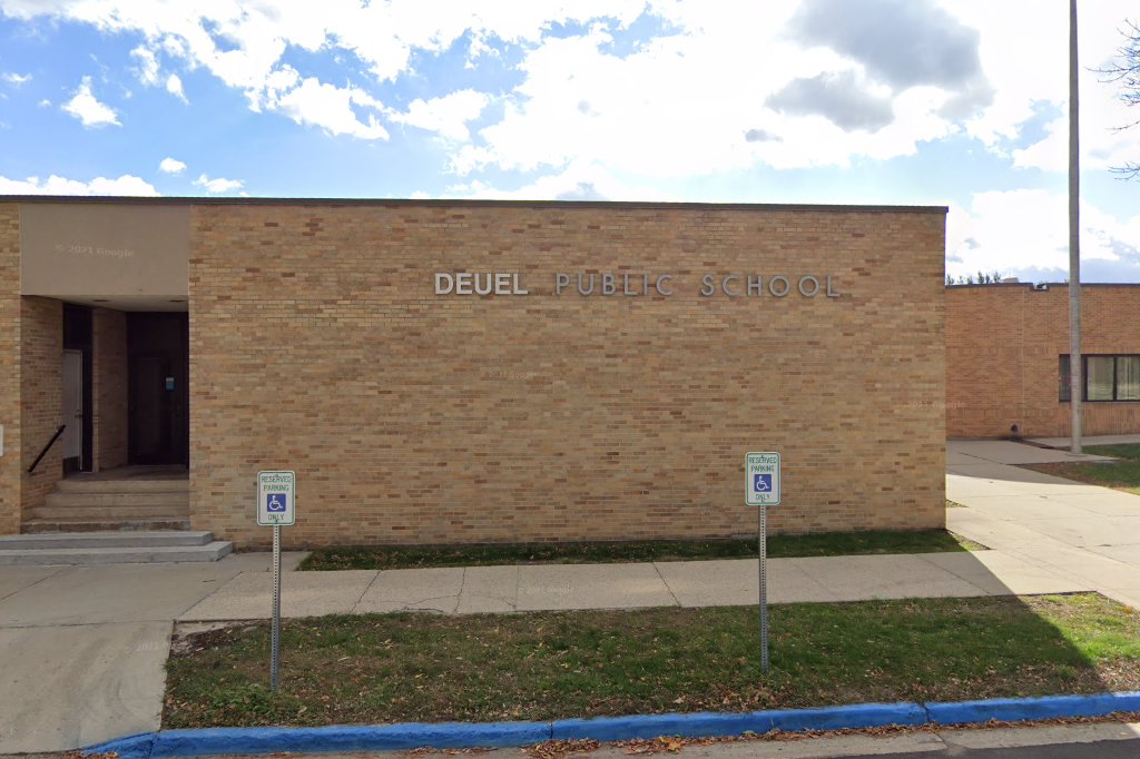 Clear Lake Elementary School
