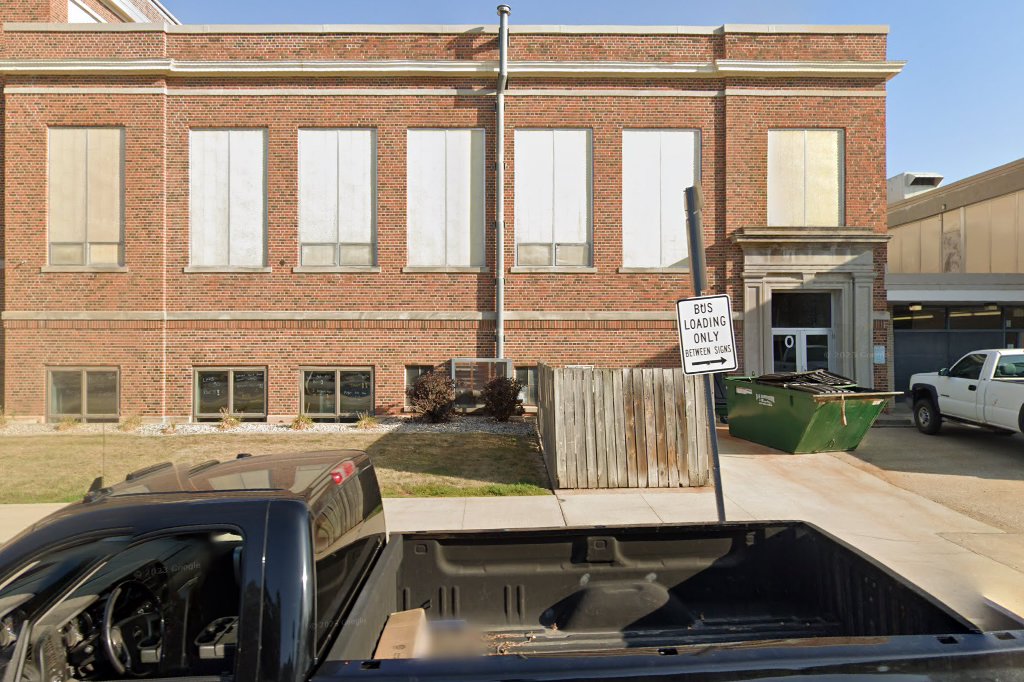 Blue Earth Elementary School