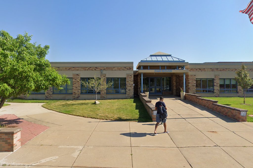 Wayzata Oakwood Elementary School