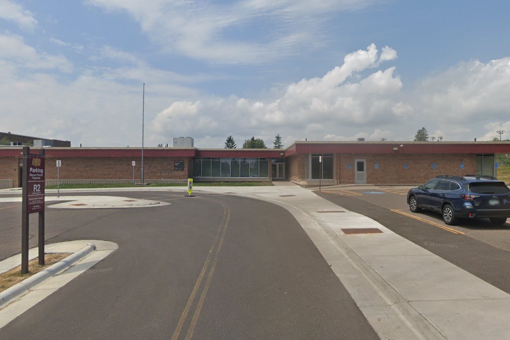 Enweyang Ojibe Language Nest School