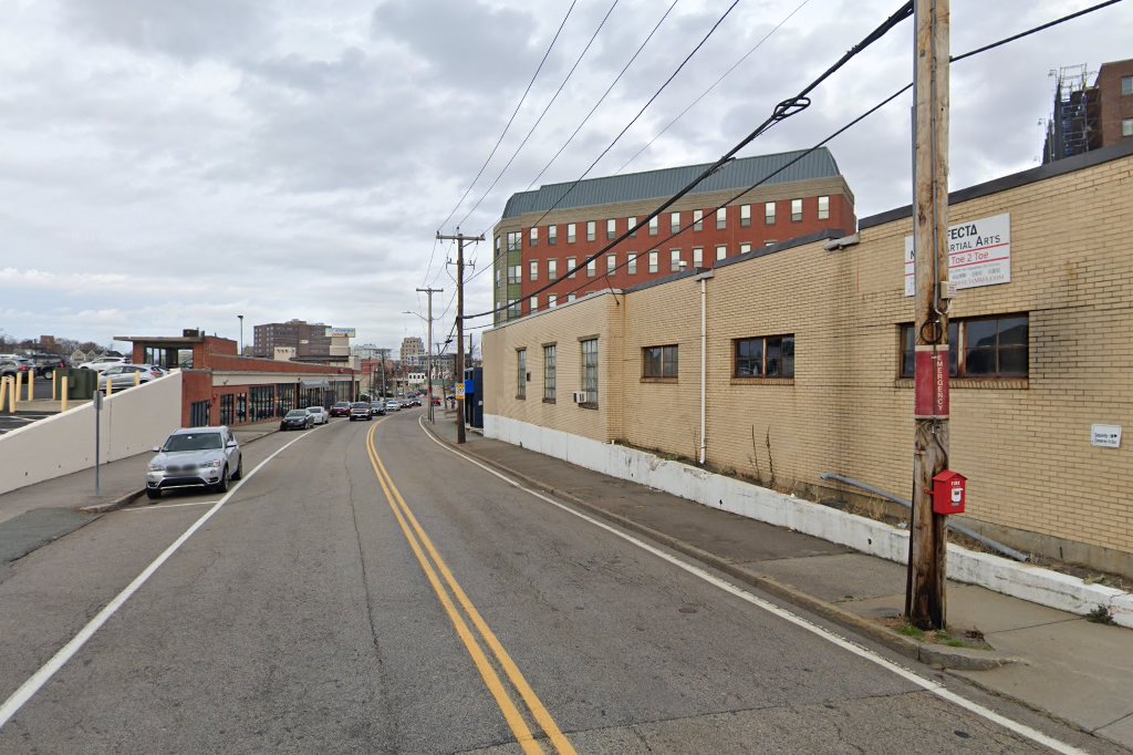 Mansfield Beauty Schools-Quincy