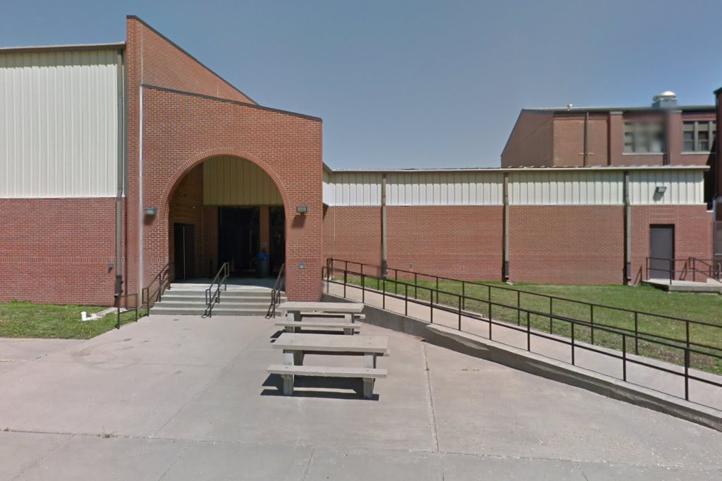 Iola Senior High School