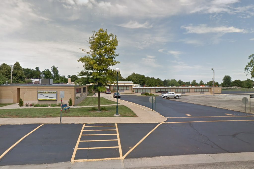 Hiawatha Elementary School