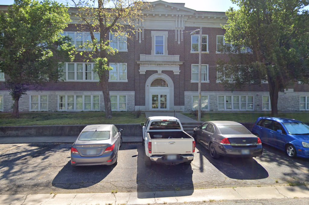 Baxter Springs Middle School