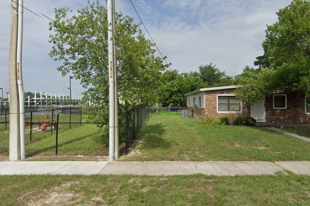 Pine Hills Elementary School