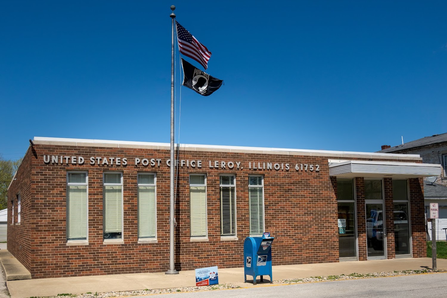 Le Roy Passport Office