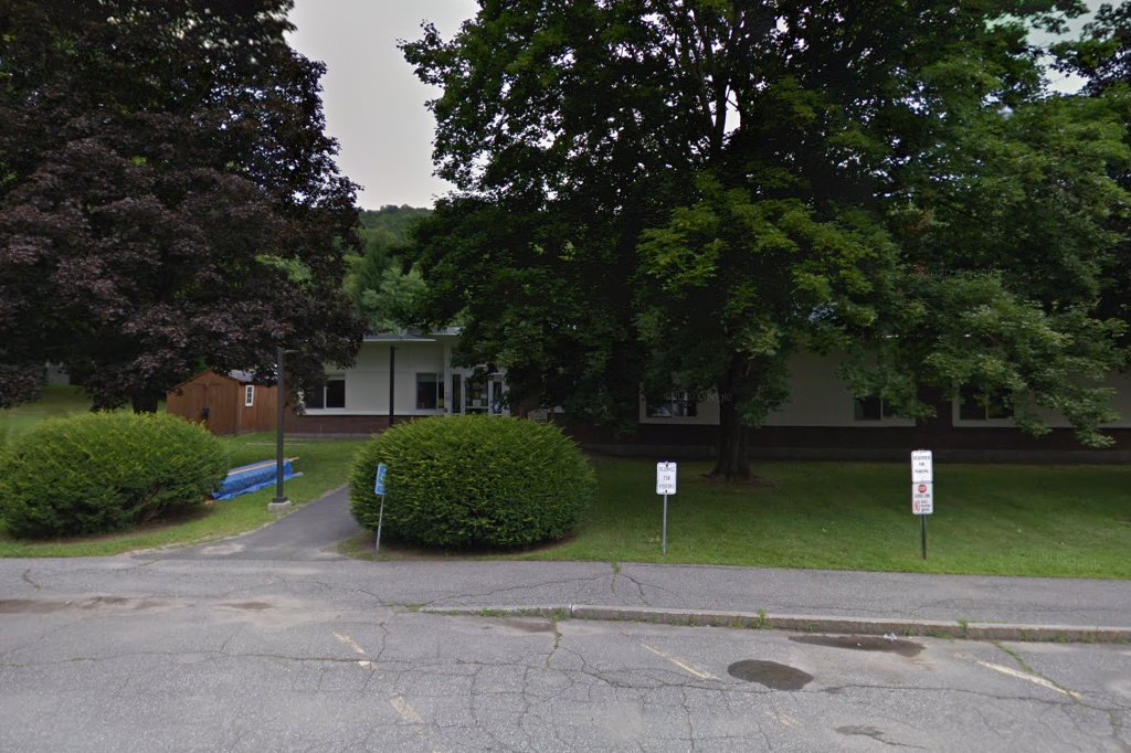 Mt Lebanon School