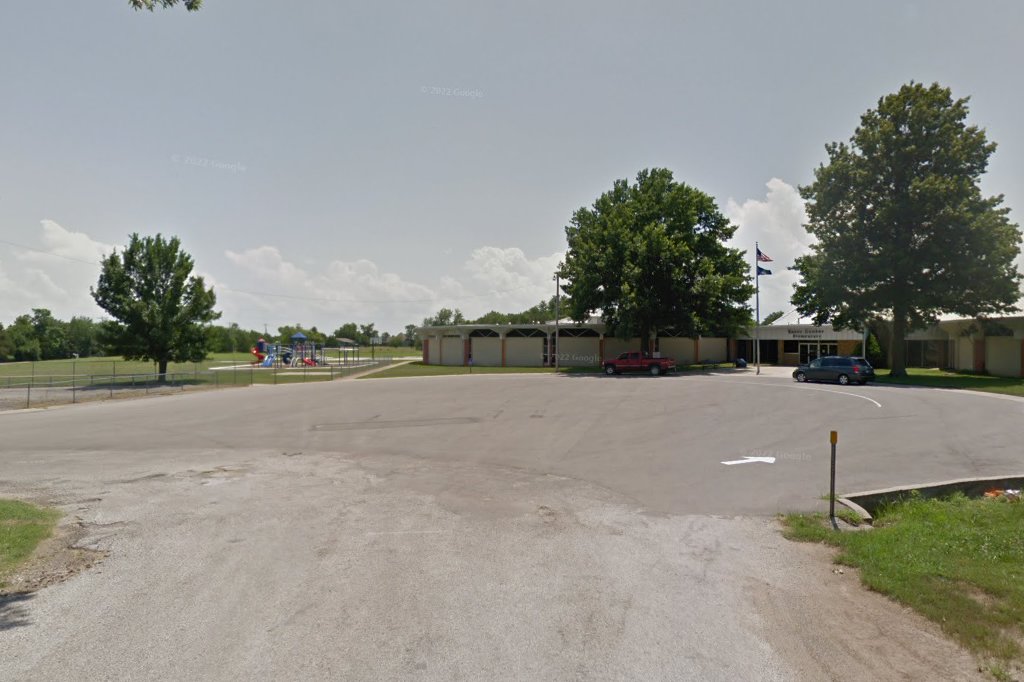 Yates Center Elementary School