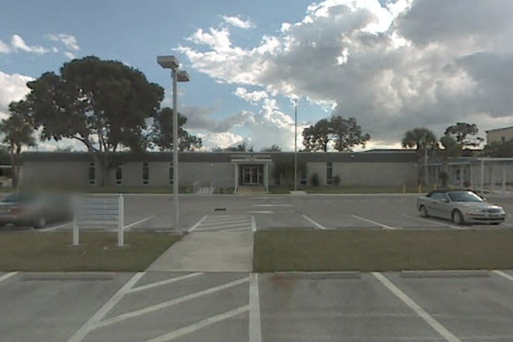 Beacon High School
