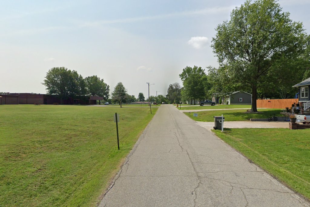 Oswego Neosho Hgts Elementary School