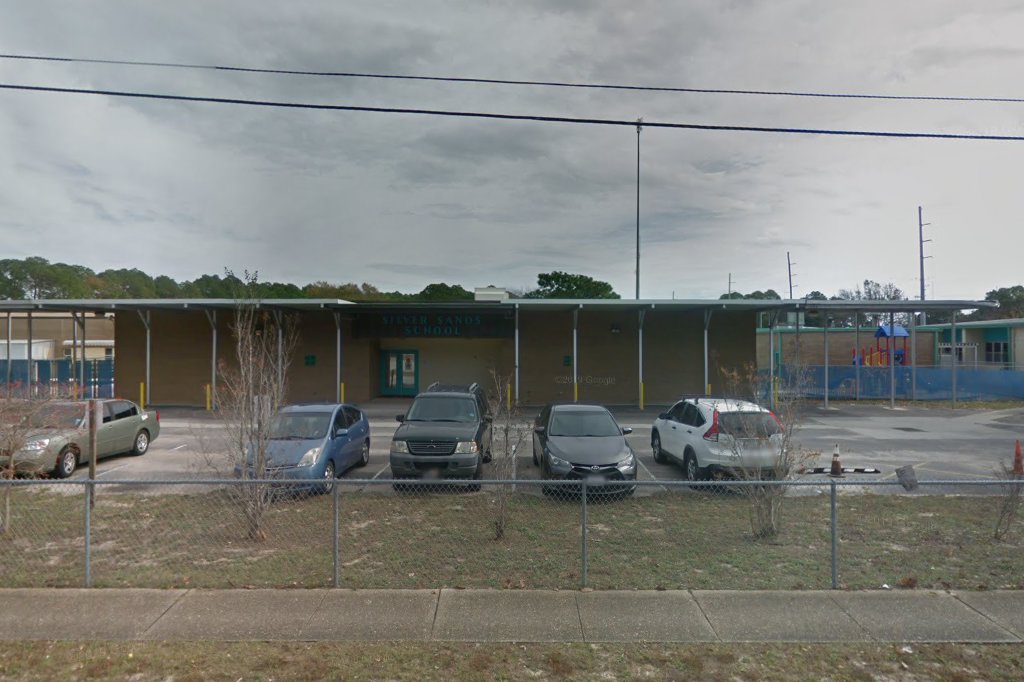Silver Sands School