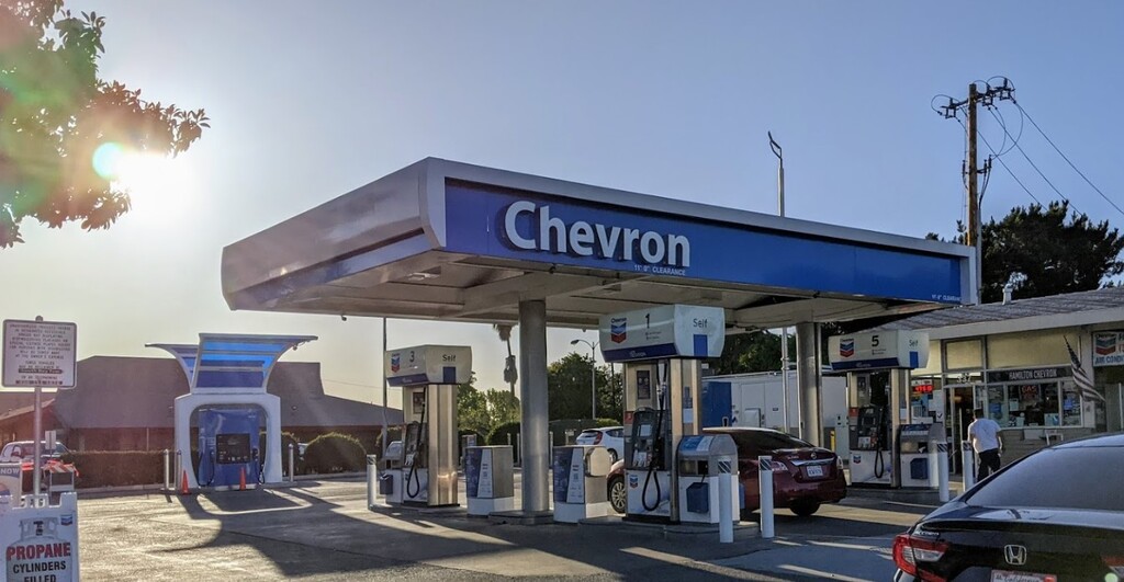Hamilton Chevron