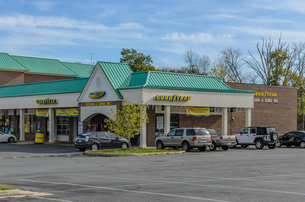 Hogan & Sons Tire & Auto #6003