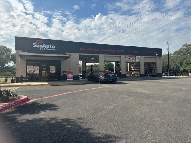 Sun Auto Tire & Service - Wurzbach Rd