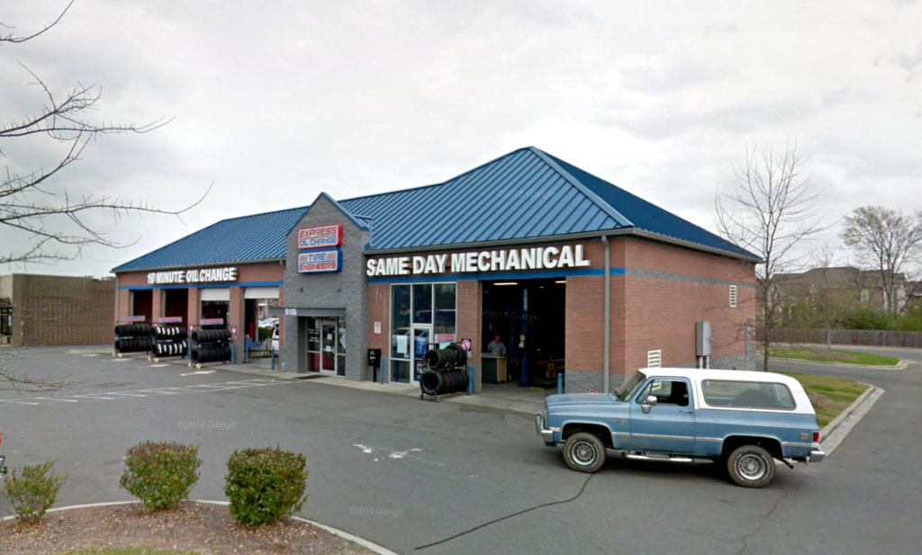 Express Oil Change & Tire Engineers - South Tryon