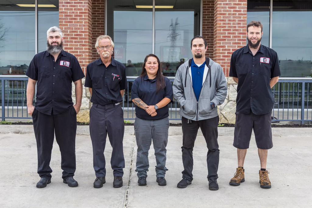 Driver's Edge Complete Auto Repair - Mansfield