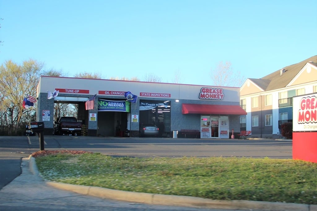 Grease Monkey - Pineville