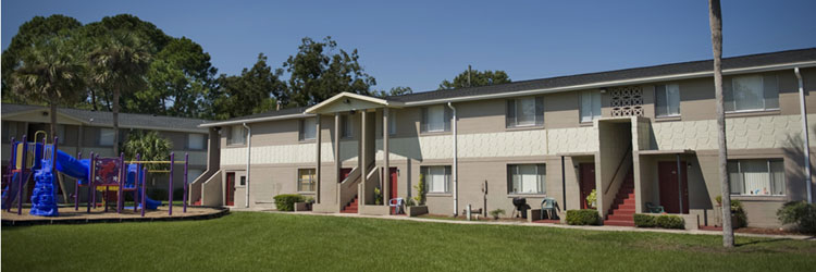 Riviera North Apartments