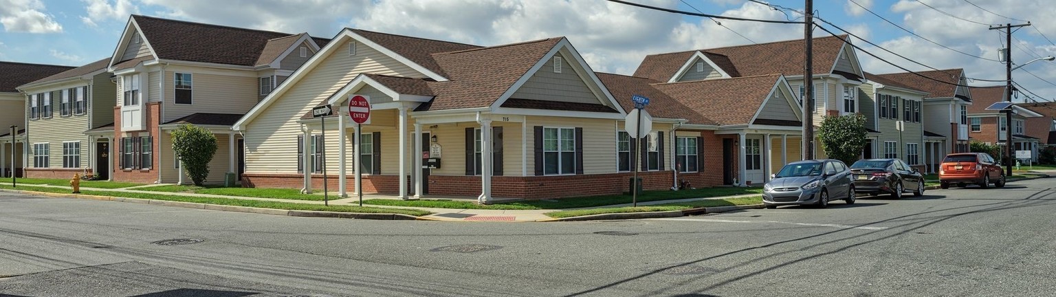 Roosevelt Manor Phases 9 and 10