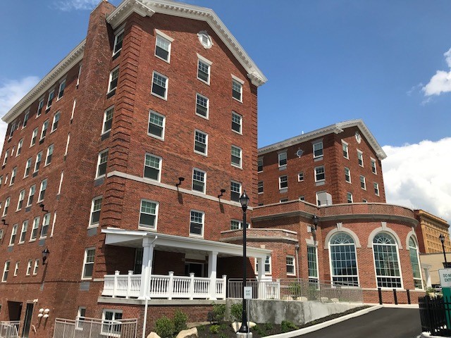 White Swan Apartments